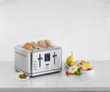 Discontinued 4 Slice Digital Toaster with MemorySet Feature