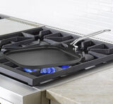 11'' Square Griddle 3