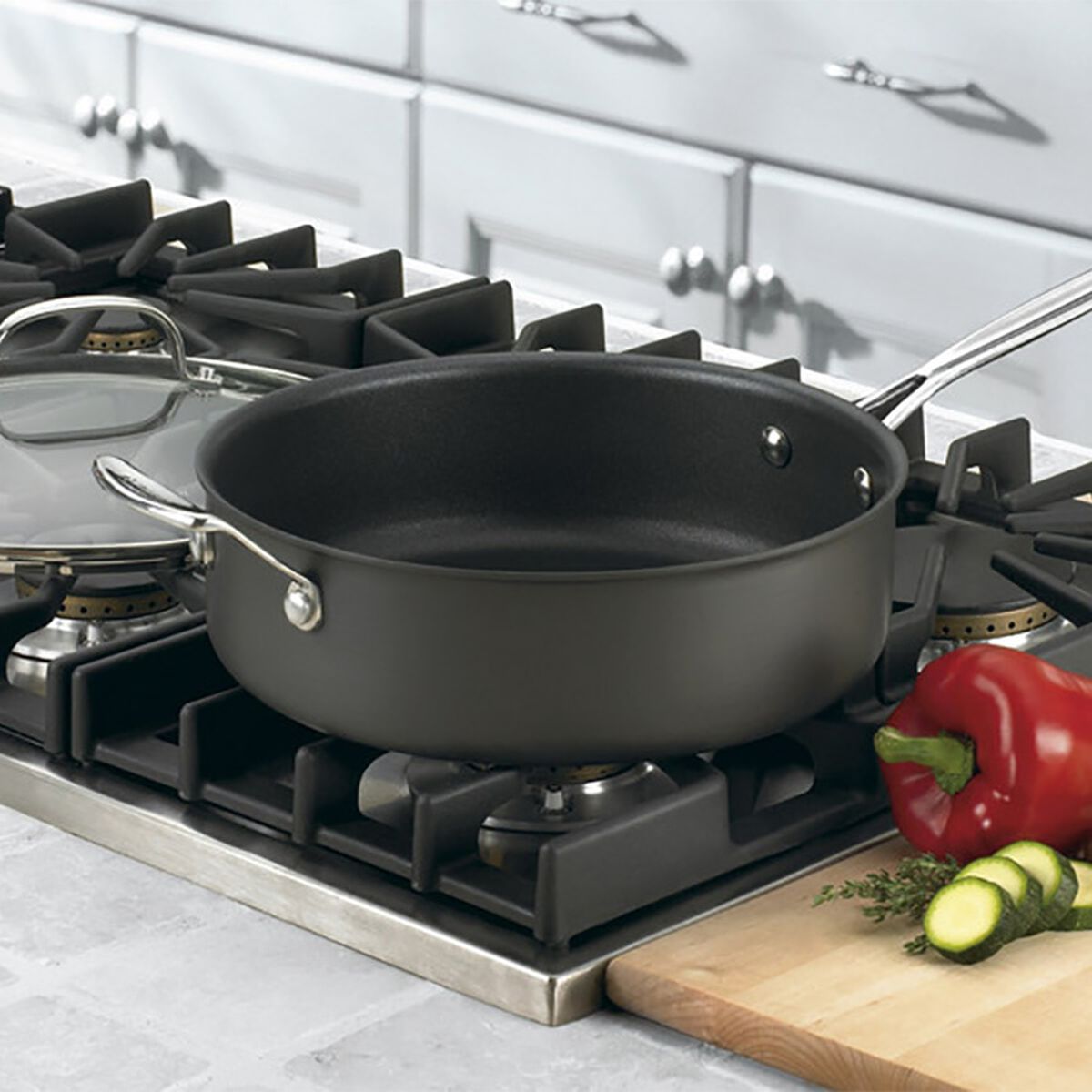 Discontinued 4.5 Quart Saut&eacute; Pan 1