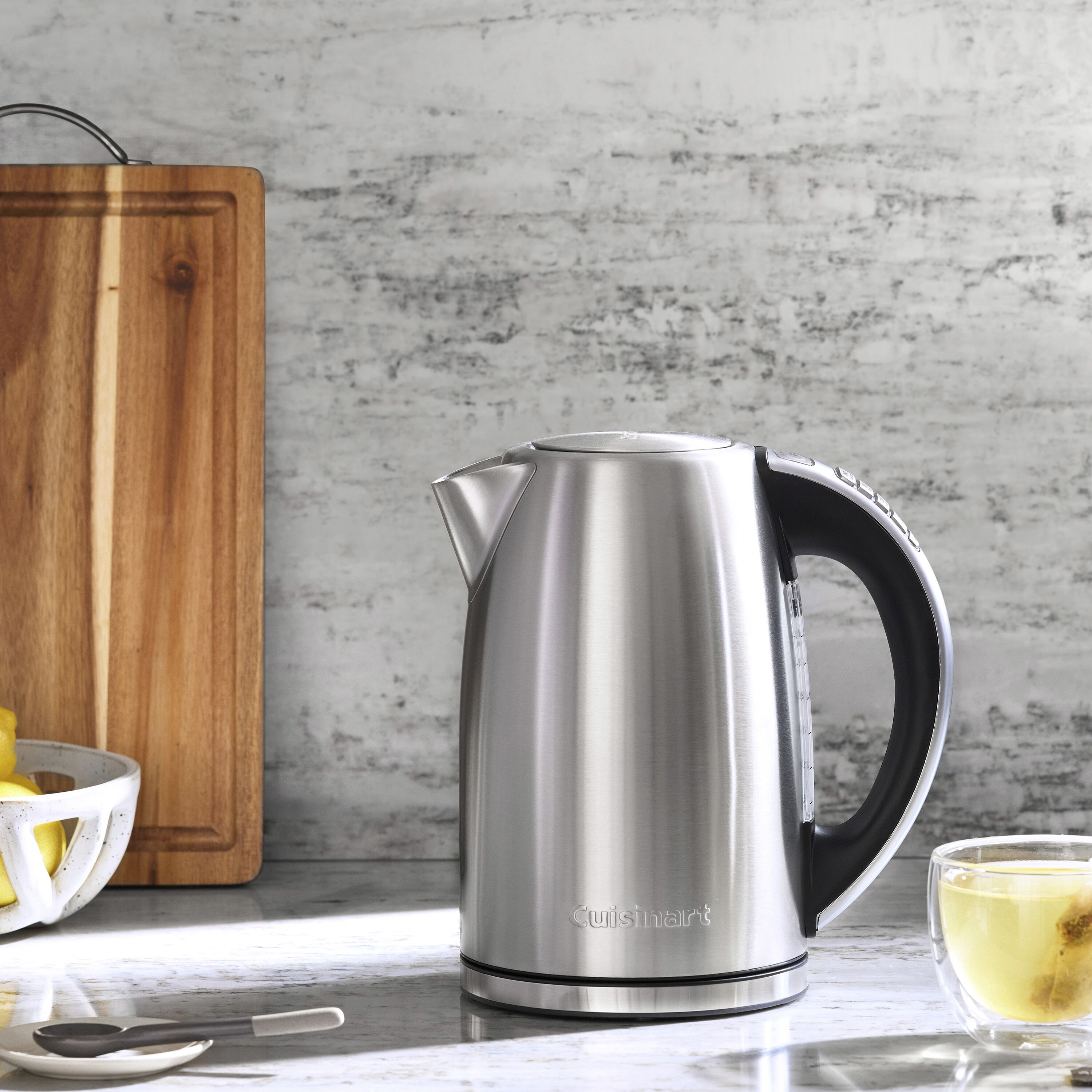 Cuisinart PerfecTemp Electric Kettle - Thumbnail 4
