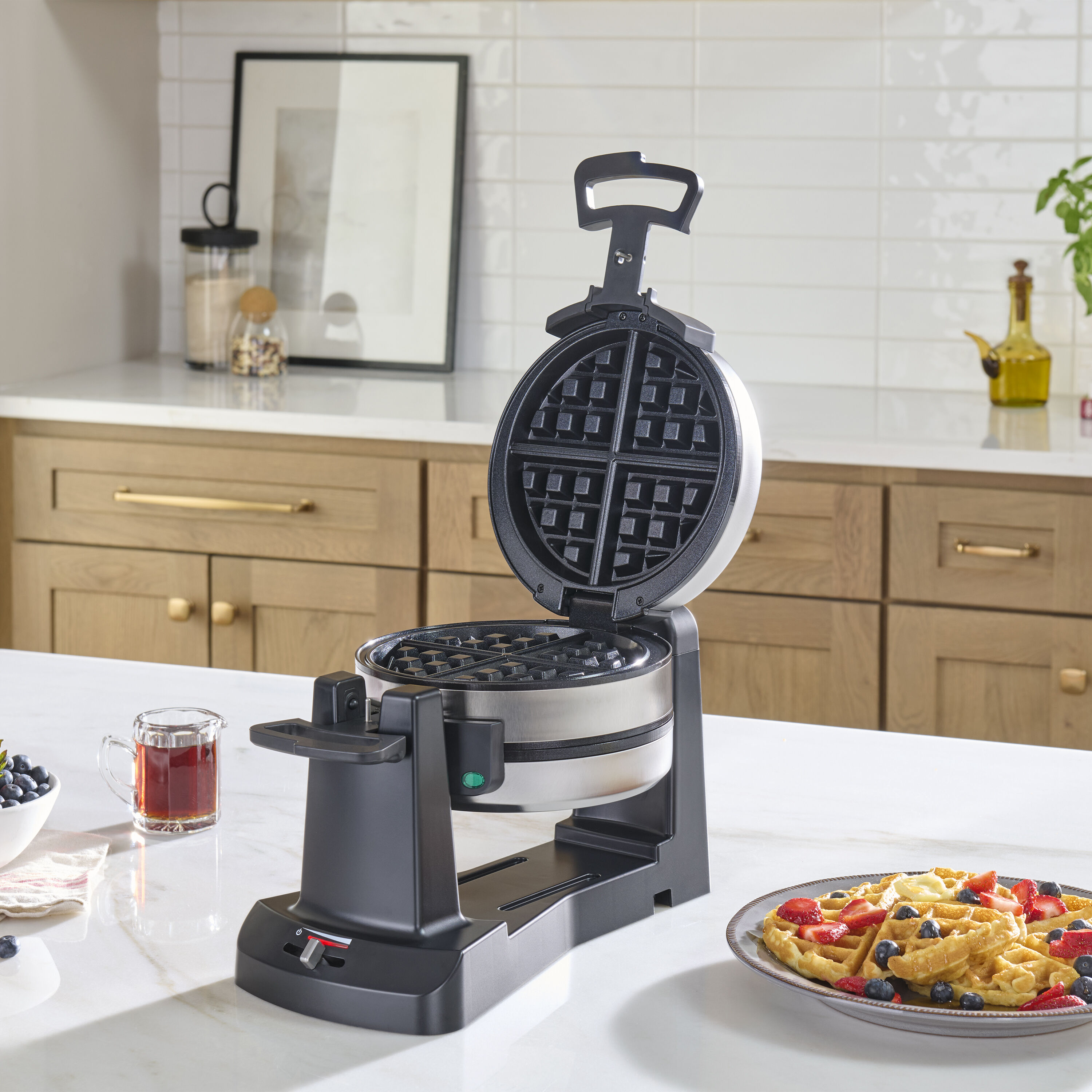 Double Flip Belgian Waffle Maker (WAF-F40NAS) - Cuisinart