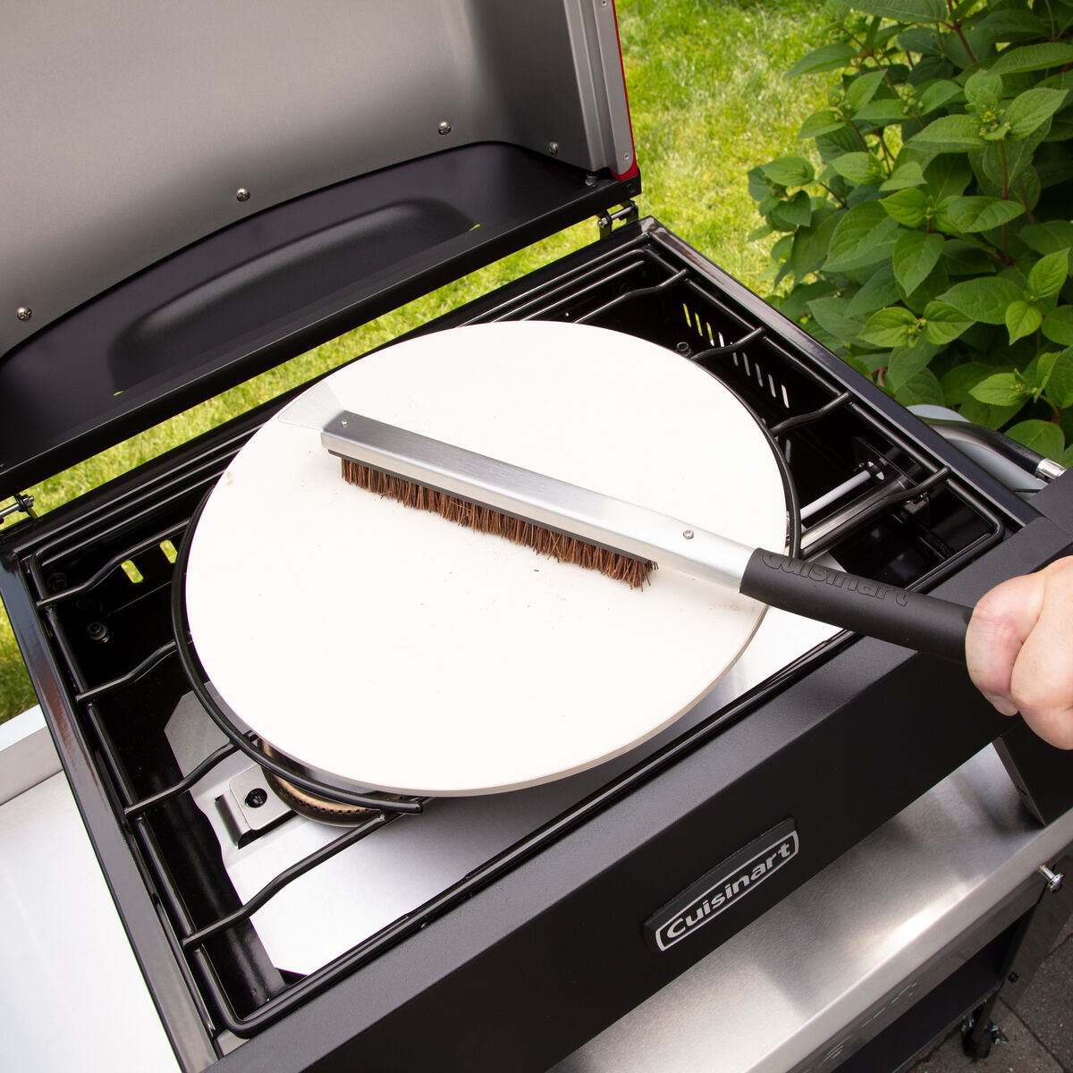 Cuisinart Pizza Oven Stone 21&rdquo; Cleaning Brush with Heat Resistant Natural Fiber Bristles&rdquo; 6