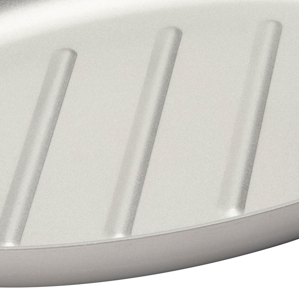 13" x 8" Non-Stick Oval Grilling Pan 2