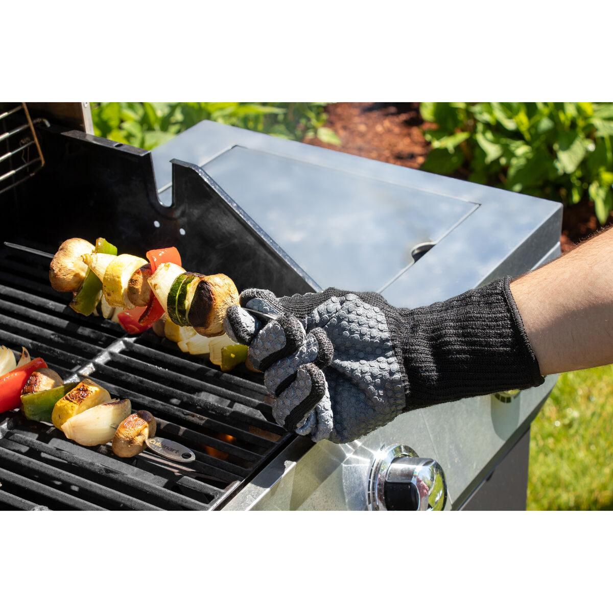 Full Coverage Heat Resistant Grill Gloves 5