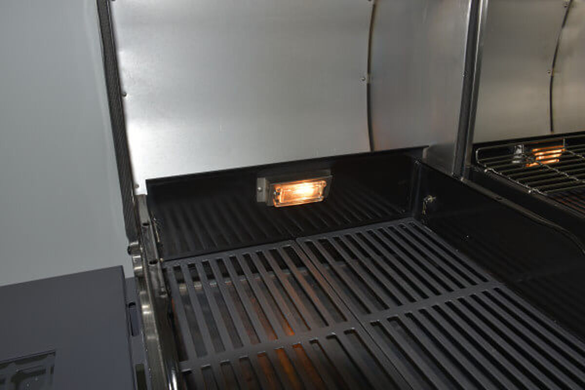 Discontinued Twin Oaks Pellet & Gas Grill