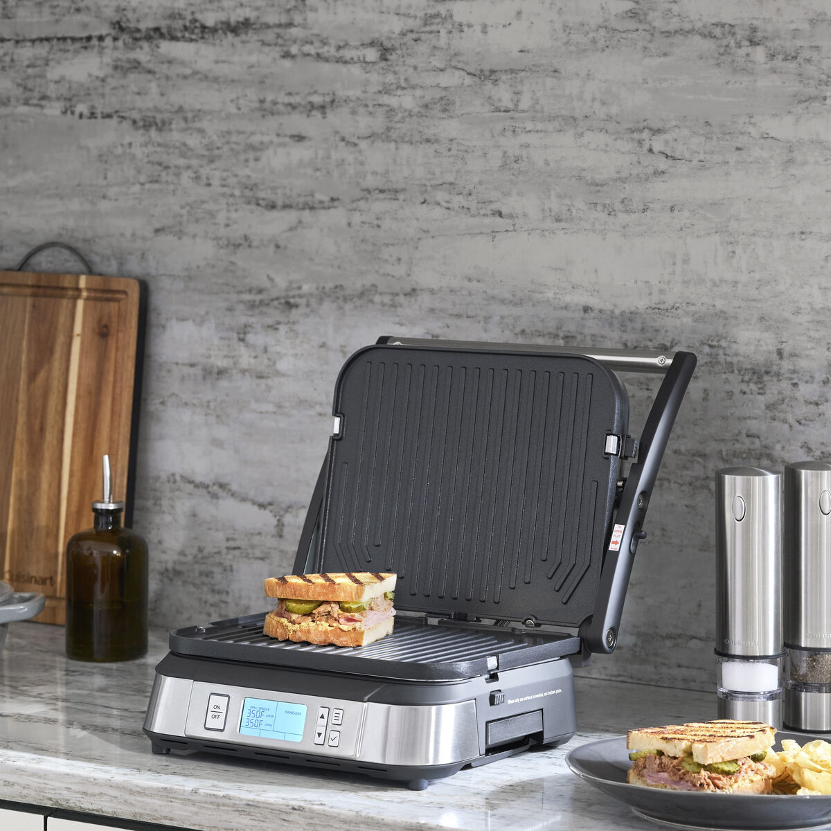 Griddler&reg; with Smoke-Less Mode