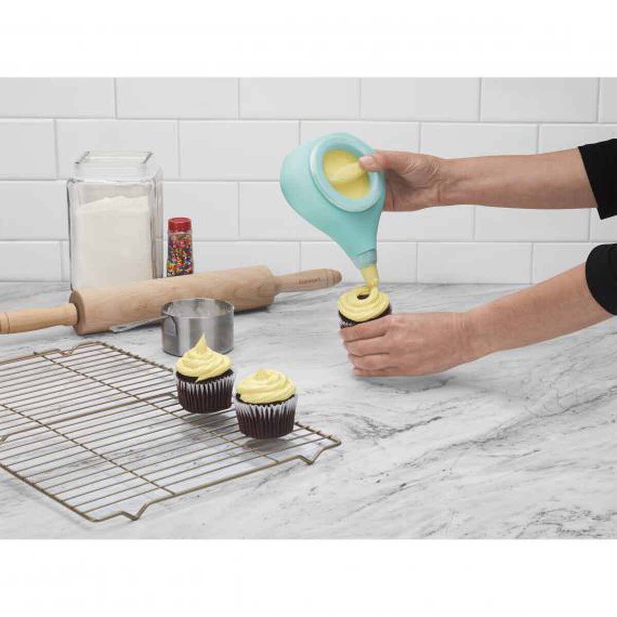 7 Piece Silicone Easy Icing Decorating Set 2