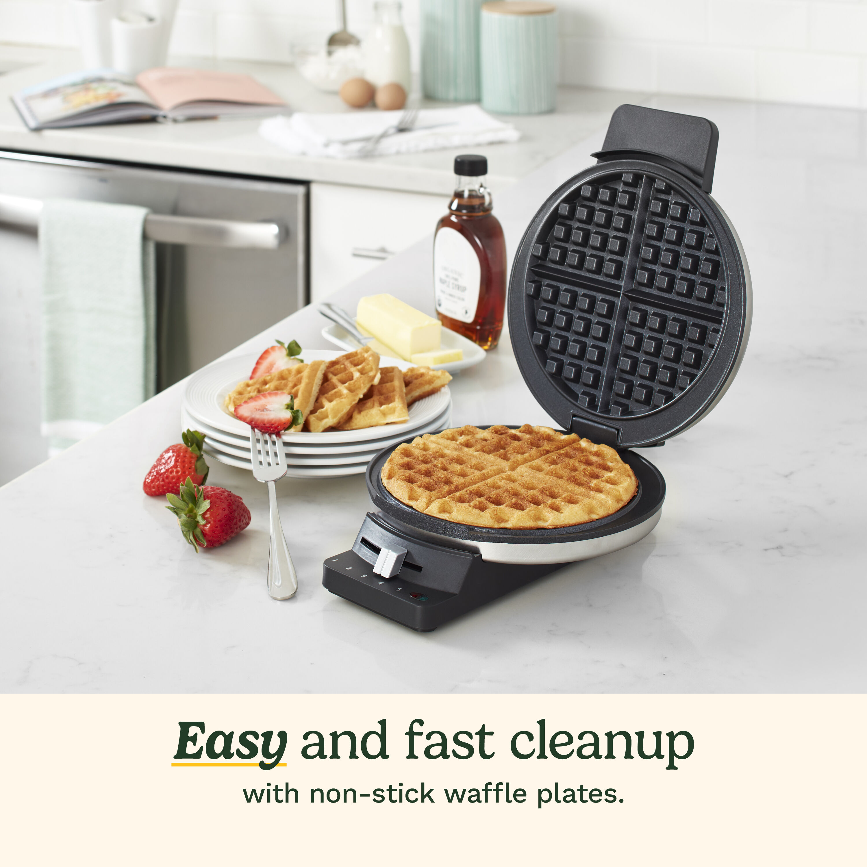 Round Classic Waffle Maker (WMR-CANAS) - Cuisinart
