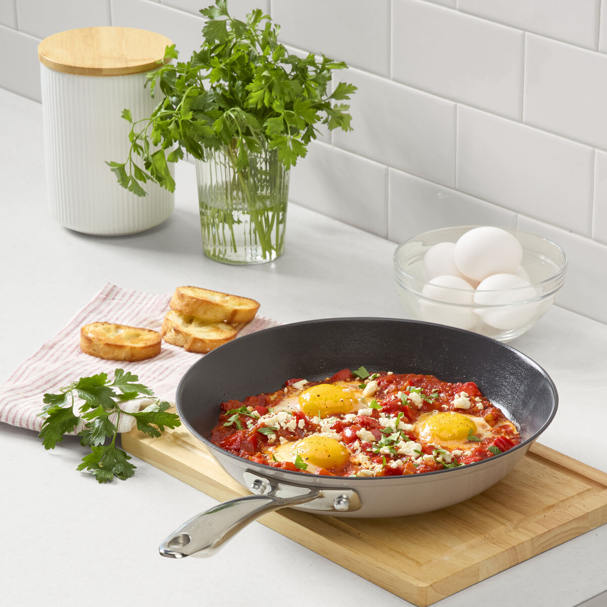 CastLite&trade; Ceramic Nonstick 10" Skillet 2
