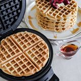 Round Classic Waffle Maker