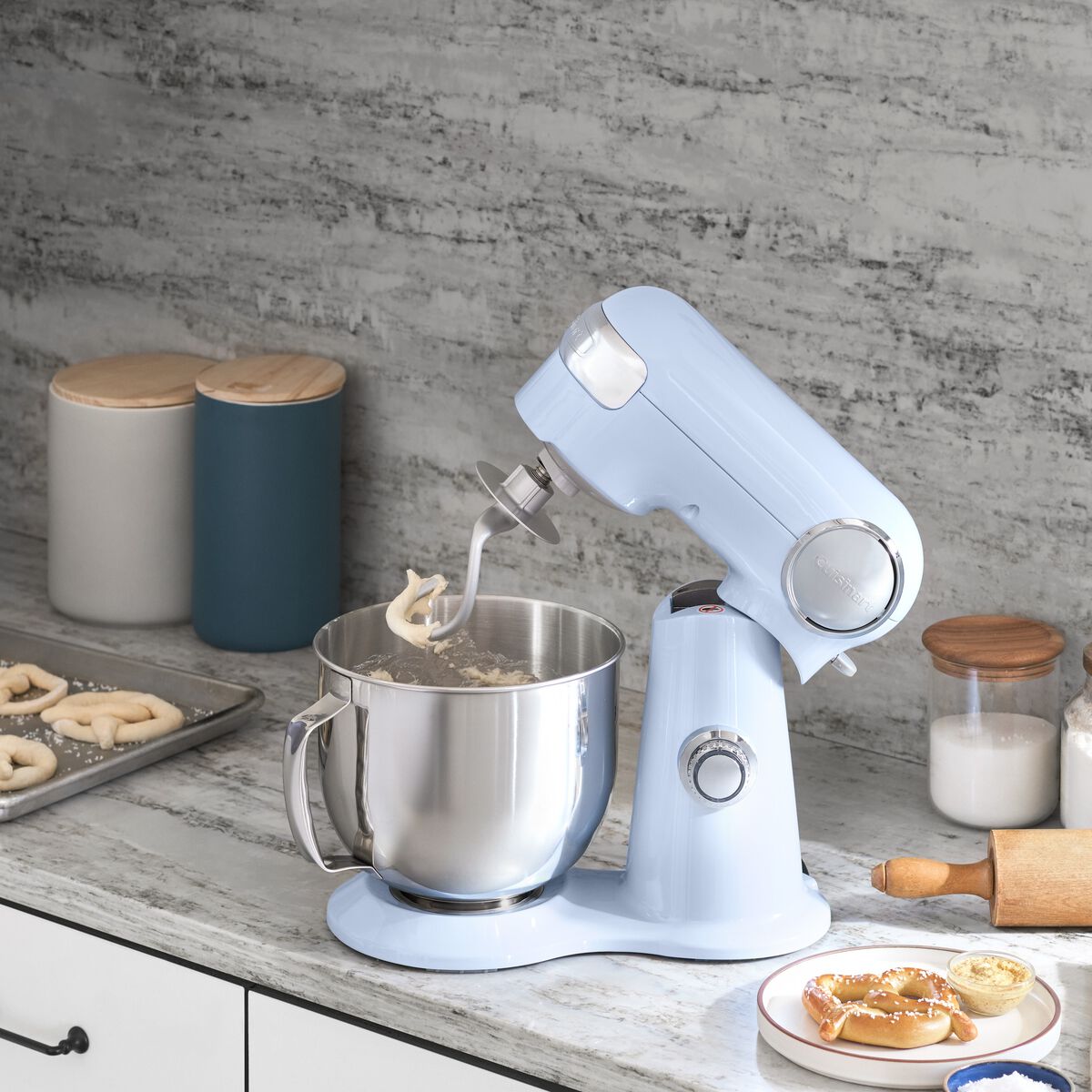 Discontinued Precision Master 5.5-Quart Stand Mixer 3