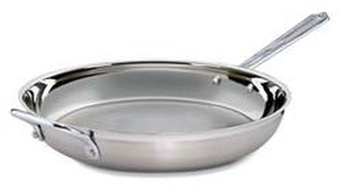 Discontinued 12.5" Skillet with Helper Handle 1