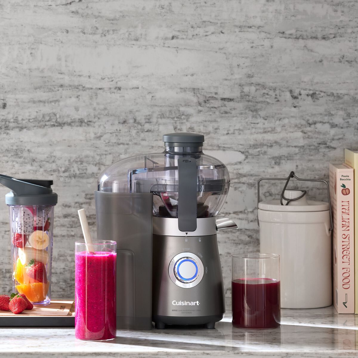 Discontinued Compact Blender and Juice Extractor Combo