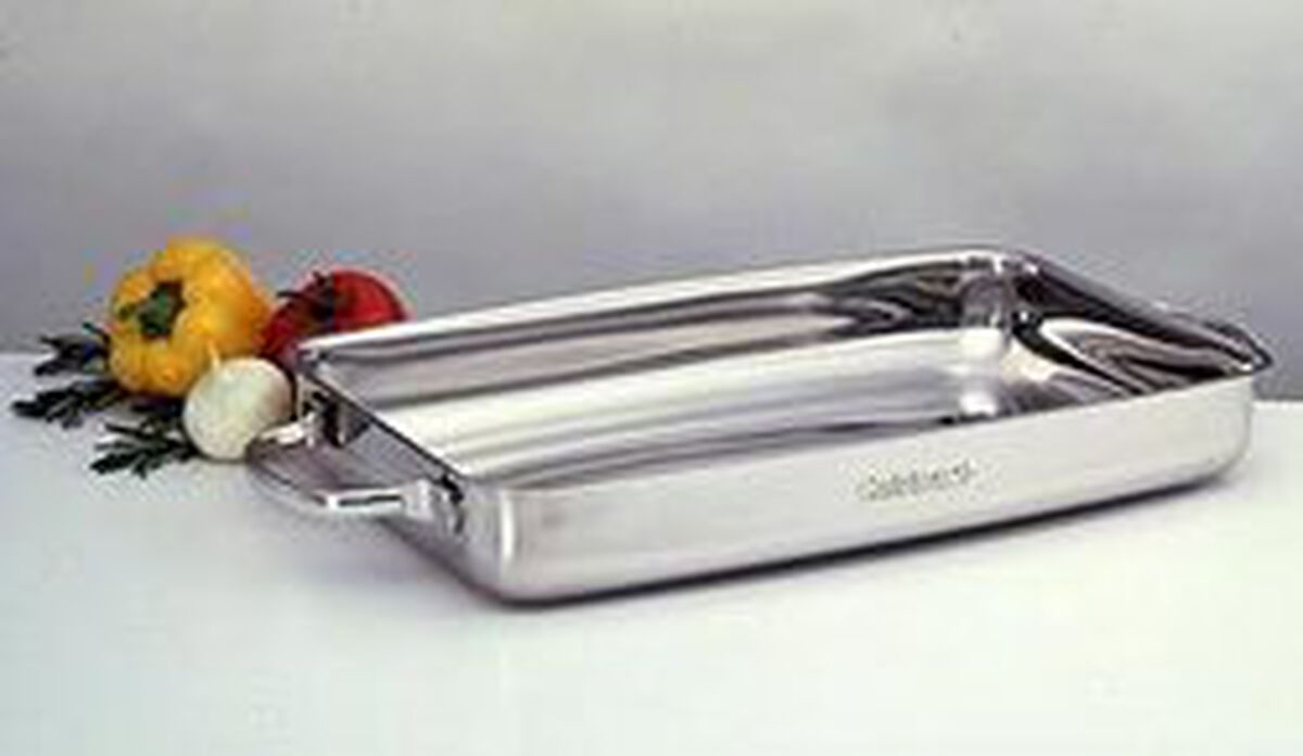 Discontinued 9" x 13" Roast-Bake Pan 1