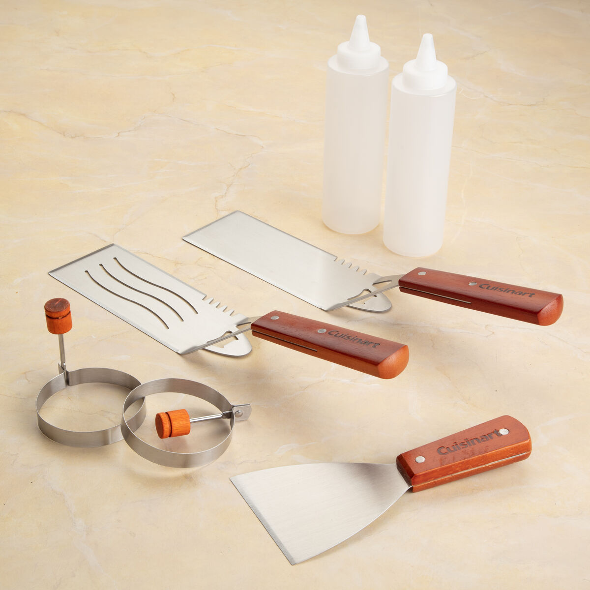 7 Piece Wooden Handle Griddle Set 9