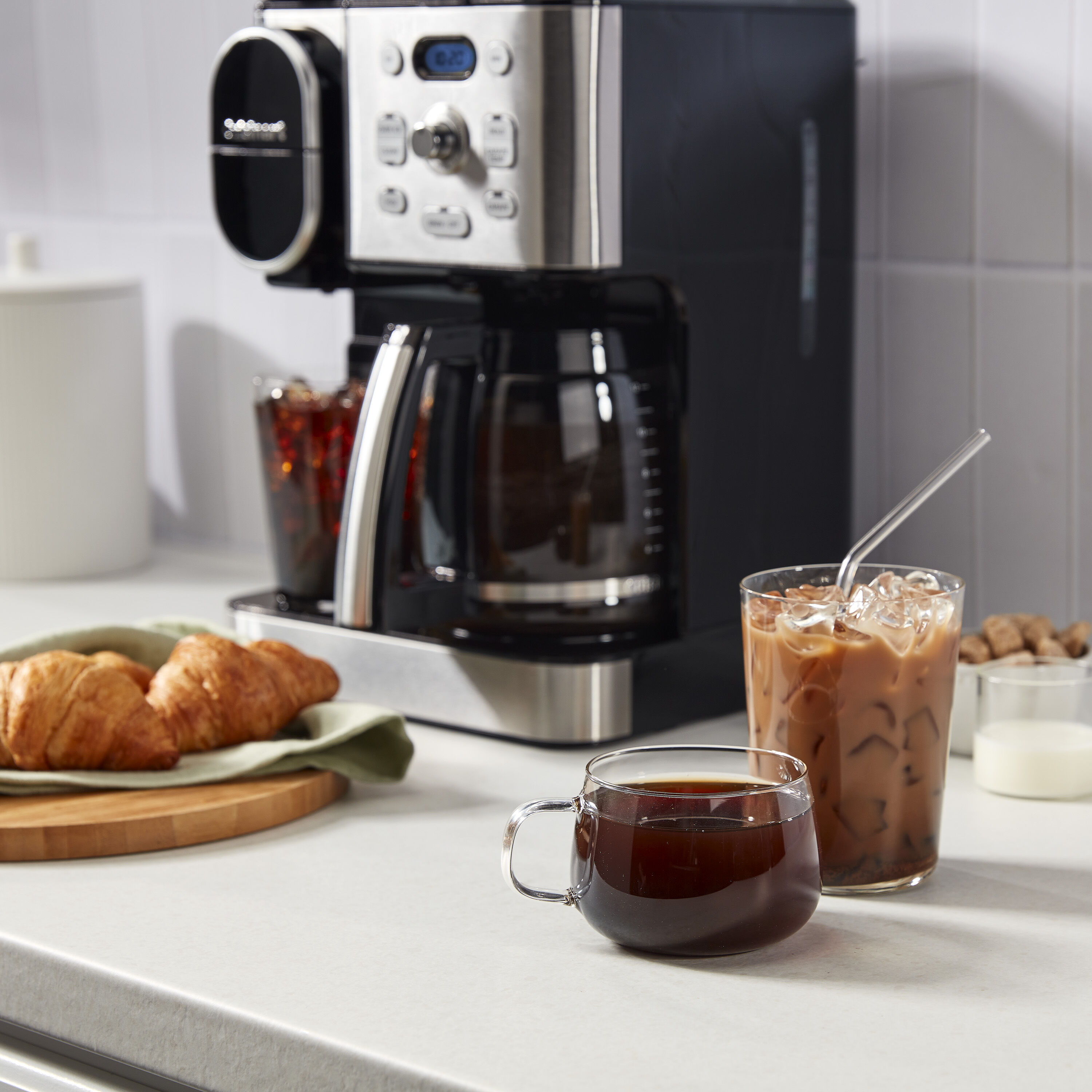 ss16_lifestyle_coffee_pastries