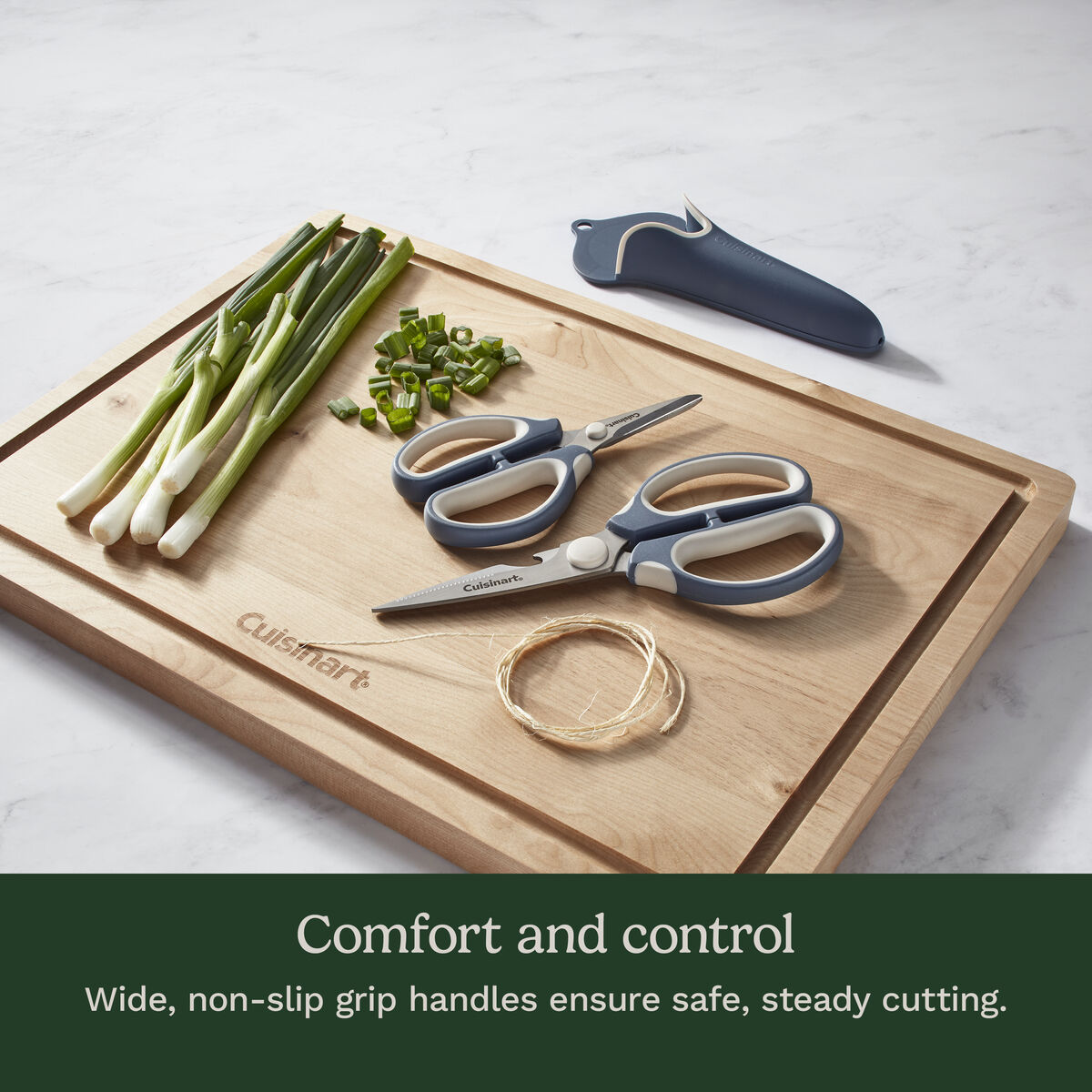 2-Piece Shears in Magnetic Holder 3