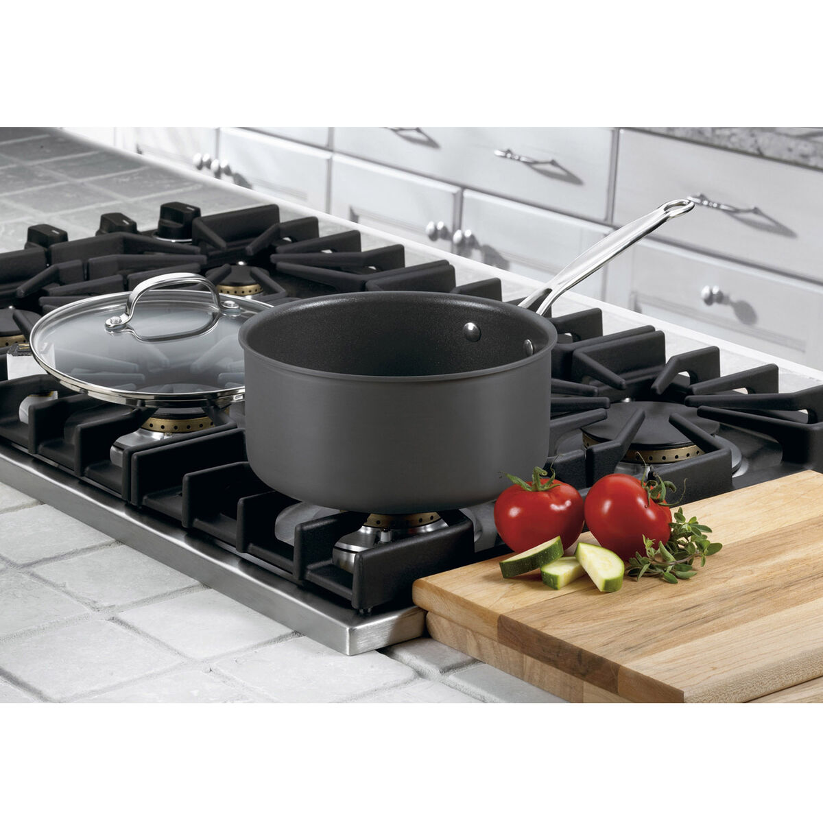 Chef's Classic&trade; Non-Stick Hard Anodized 4 Quart Saucepan 2