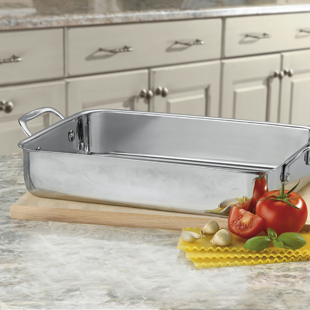 Discontinued 14'' Lasagna Pan 1