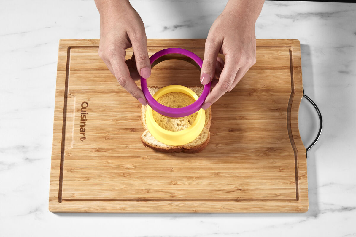 Discontinued 2pc Sandwich Cutter and Sealer Set 8