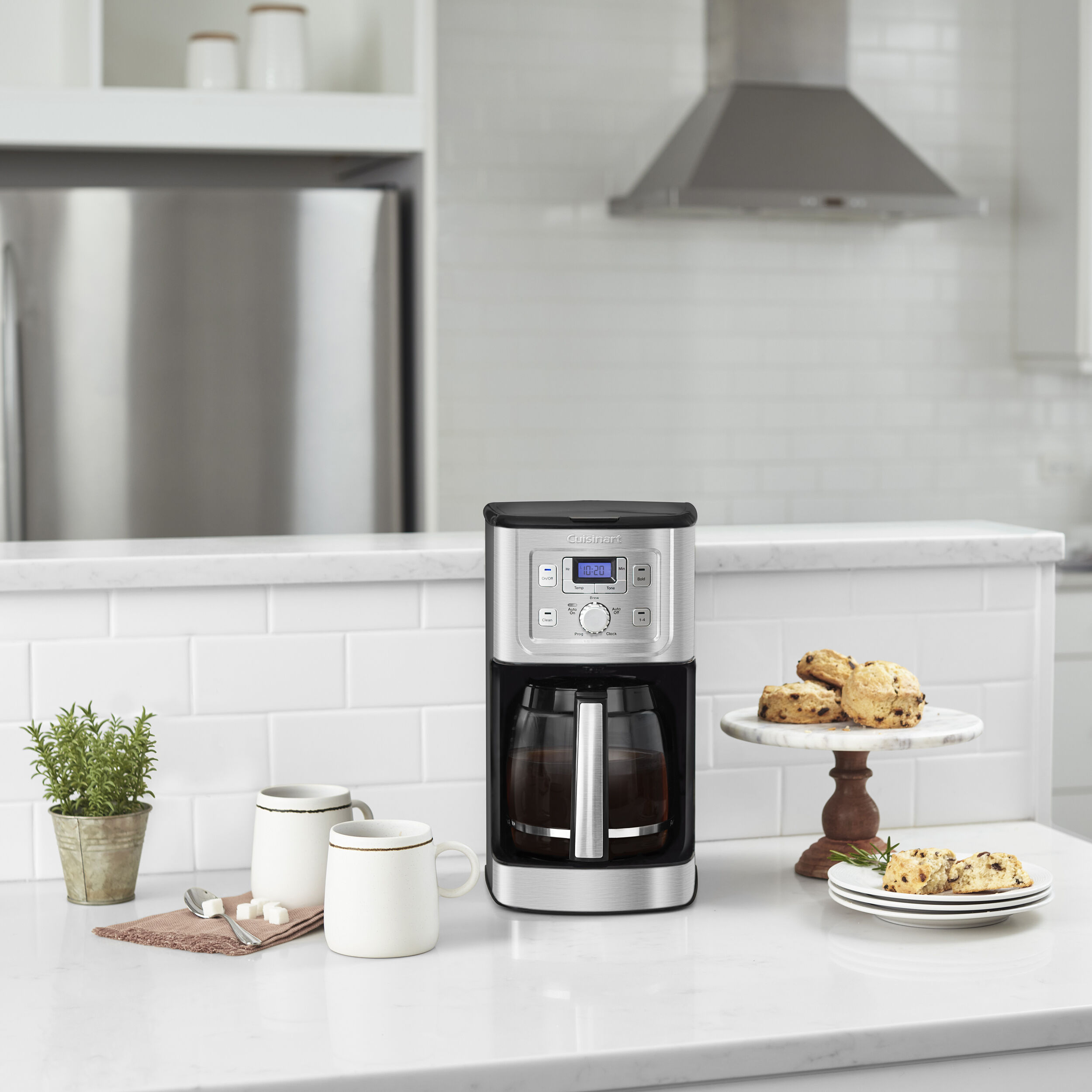 クイジナート ブリューセントラル コーヒーメーカー CBC-5200PC CUISINART CBC-5200PC PROGRAMMABLE COFFEE MAKER, SELF
