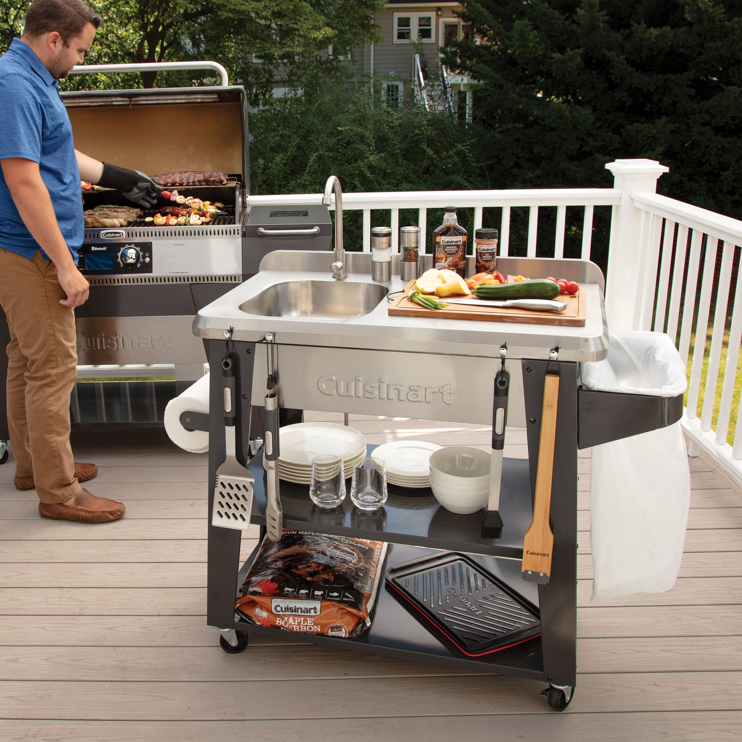 Deluxe Outdoor Prep Table - Cuisinart