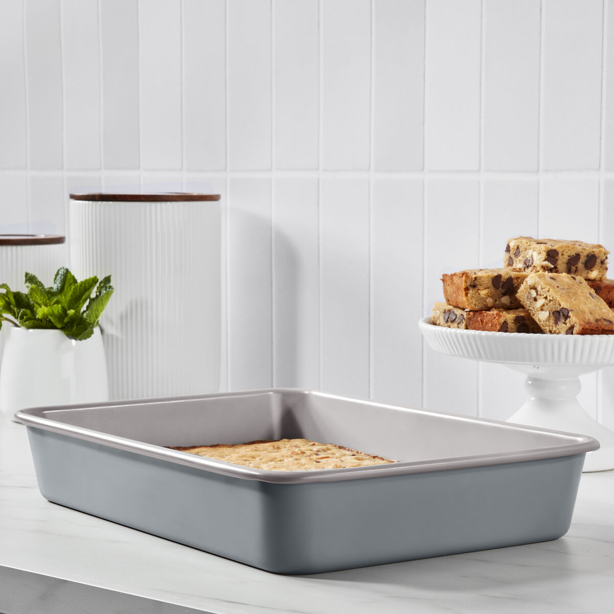 Discontinued Culinary Collection 13&rdquo; x 9&rdquo; Cake Pan 4