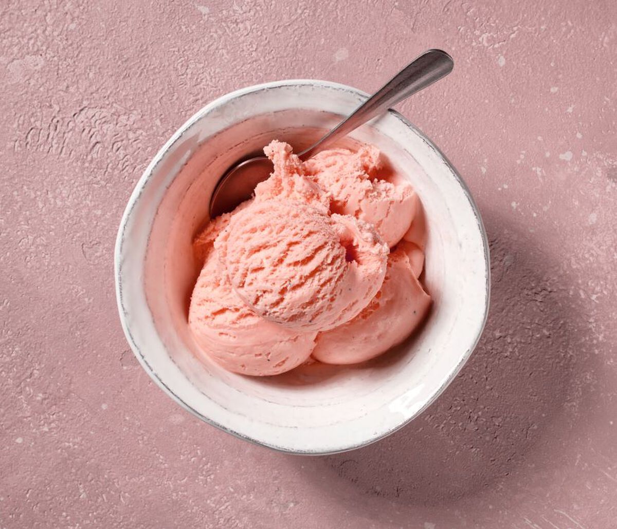 Fresh Strawberry Ice Cream-1