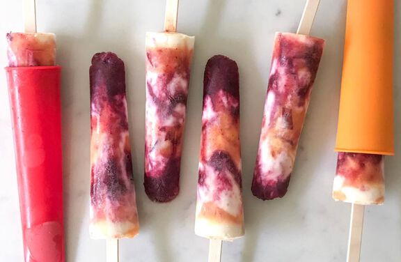 Summer Peach &amp; Cherry Swirl Popsicles