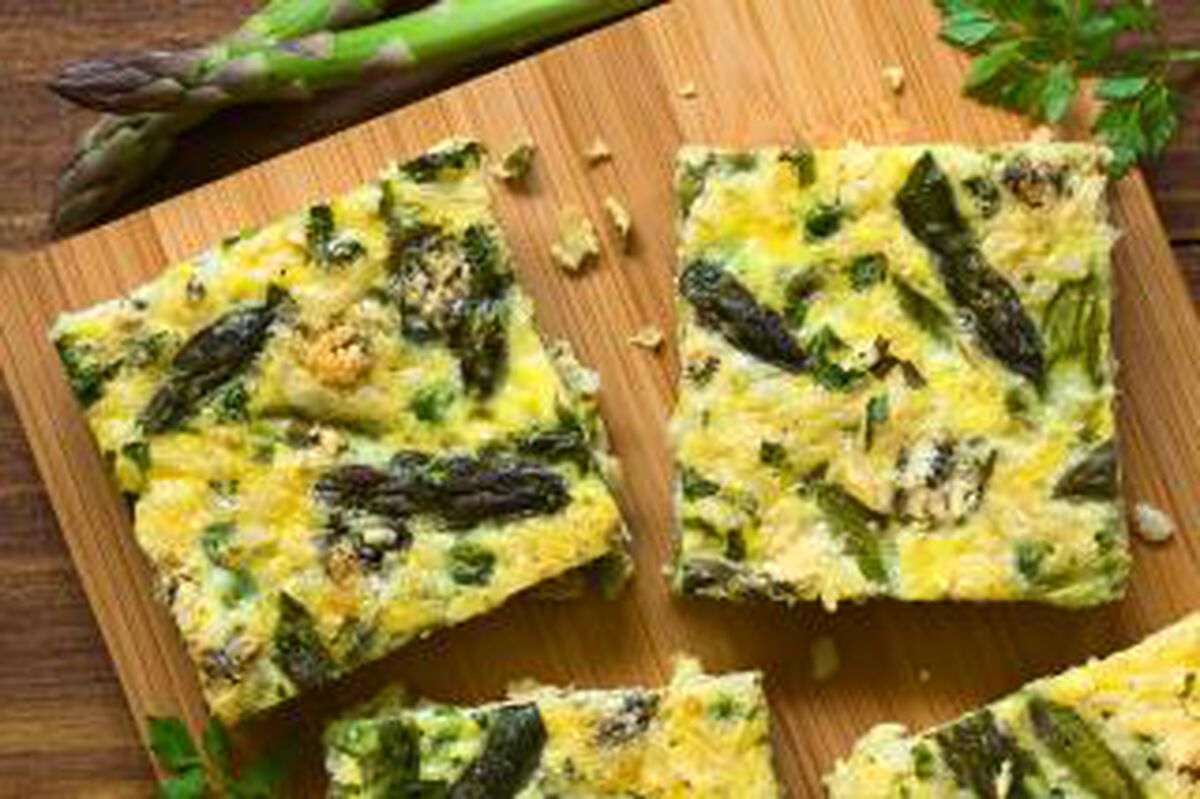 Asparagus and Prosciutto Pasta Frittata-1