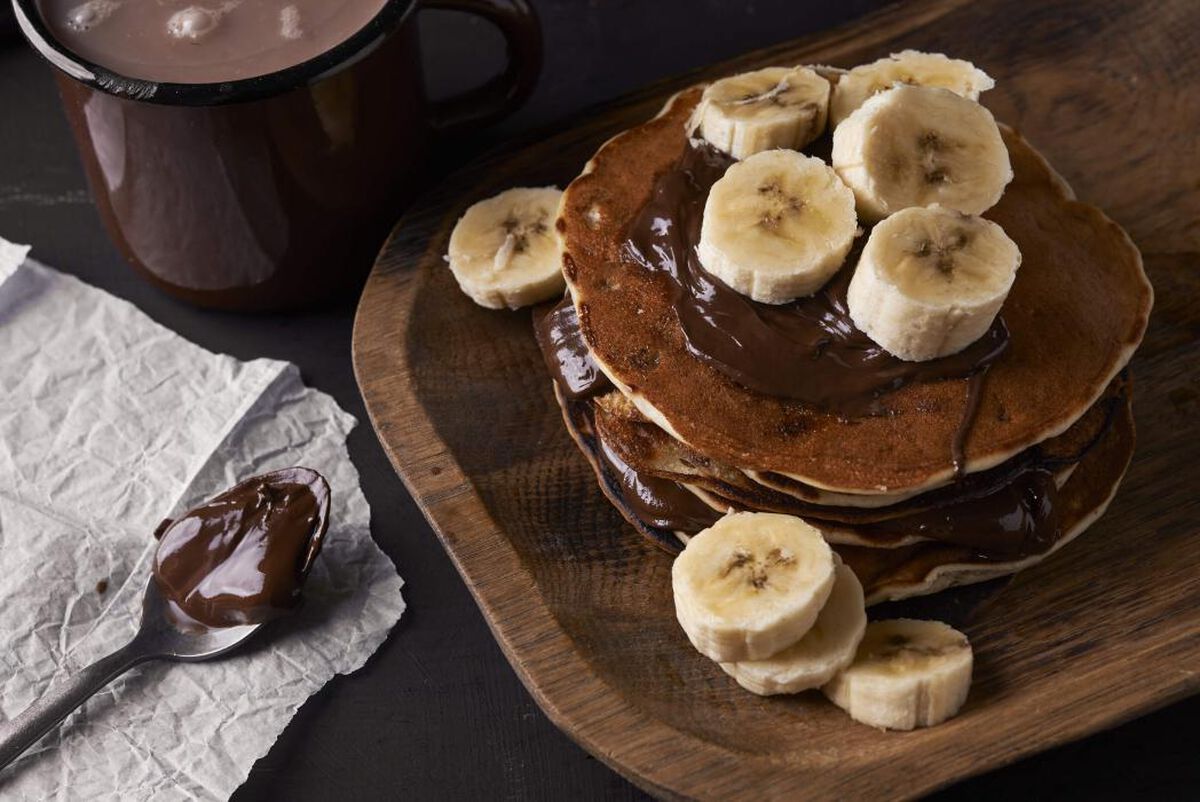 Chocolate Griddle Cakes with Bananas-1