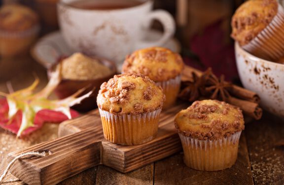 Apple Crumb Muffins