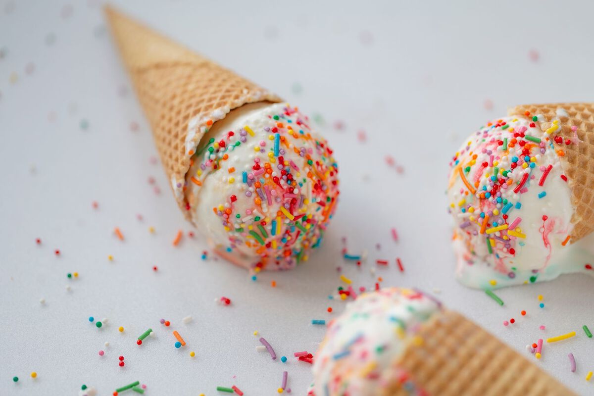 Sweet Cream Birthday Cake Ice Cream-1