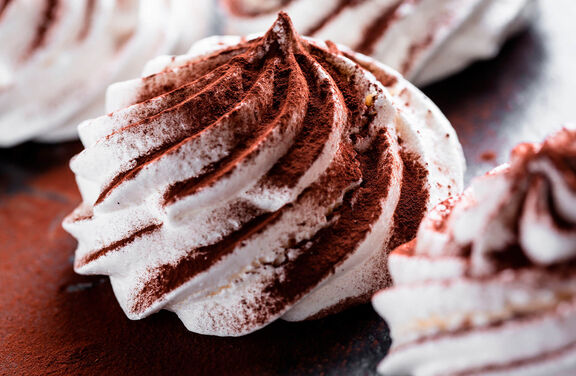 Meringue Kisses