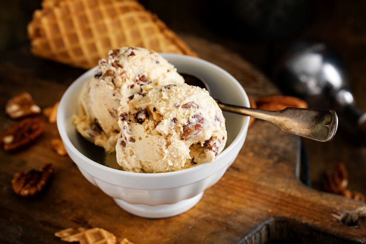 Creamy Butter Pecan Ice Cream-1