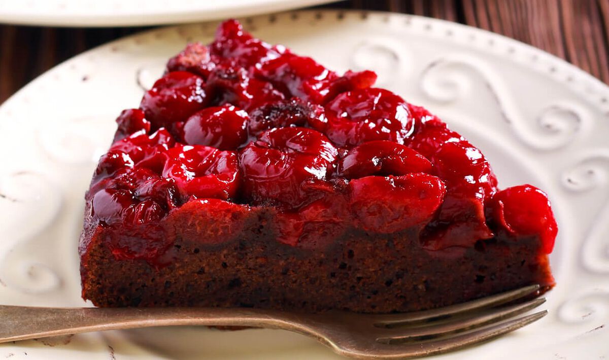 Chocolate Cherry Upside Down Cake-1