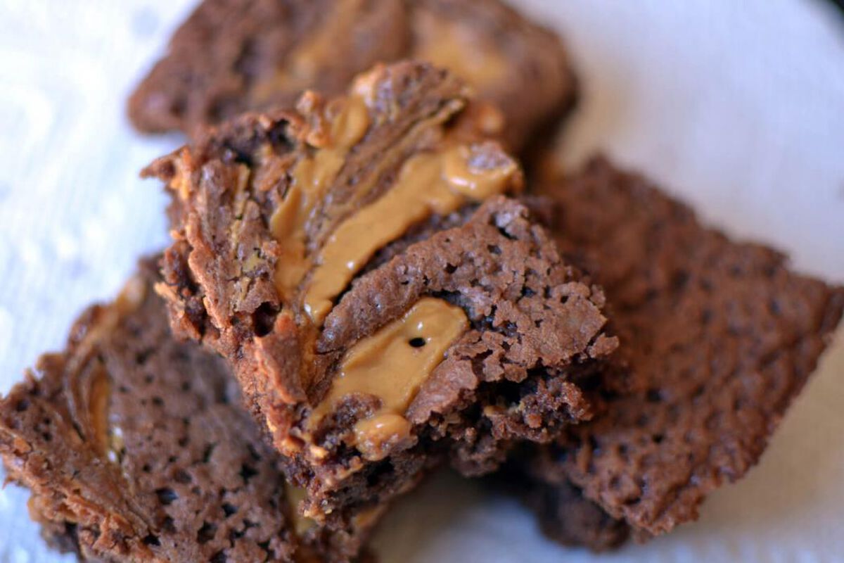 Peanut Butter Swirl Brownies-1
