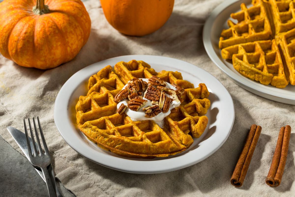 Pumpkin Spice Waffles-1