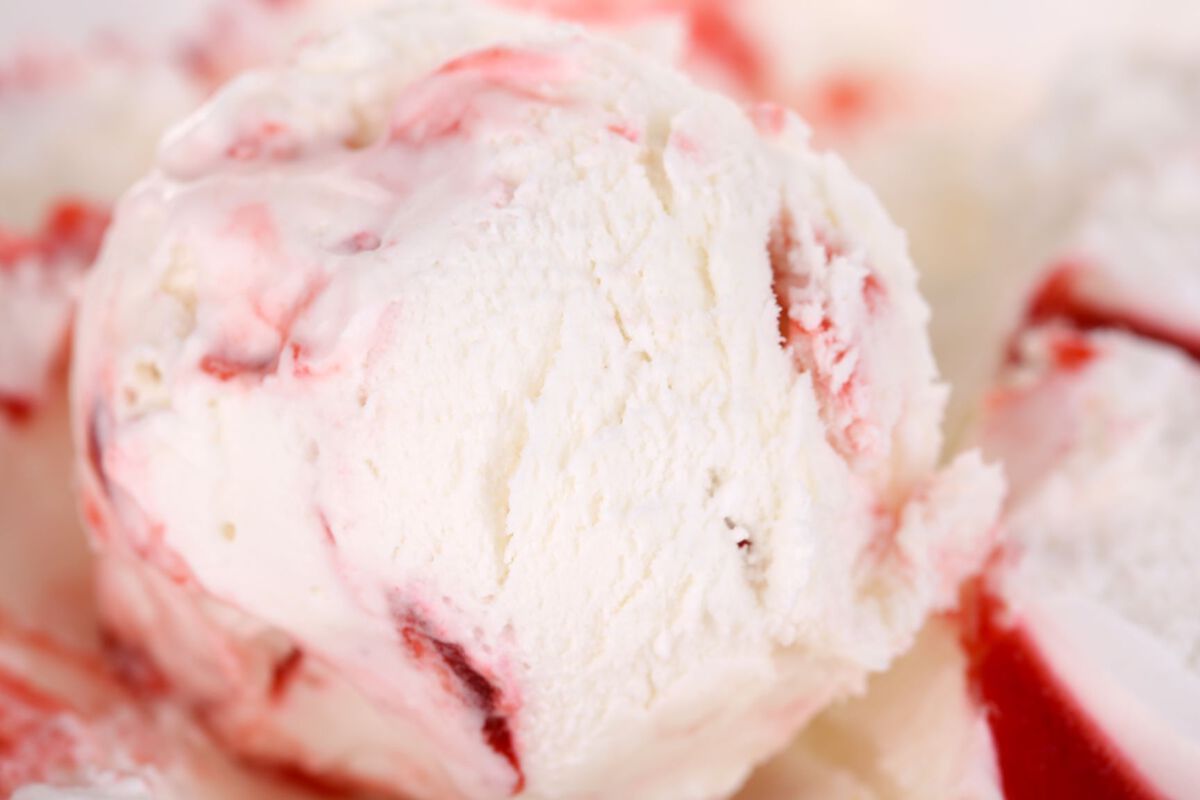 Jelly Doughnut Ice Cream-1