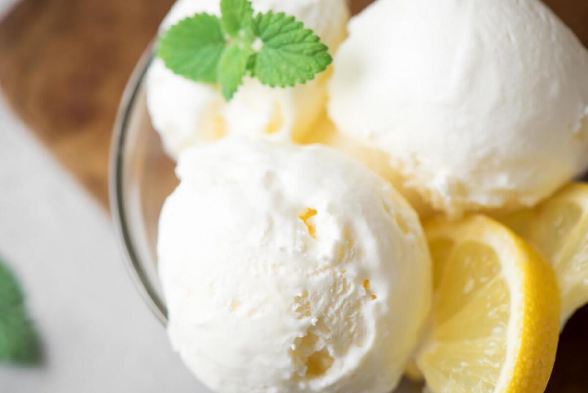 Frozen Lemon Yogurt-1