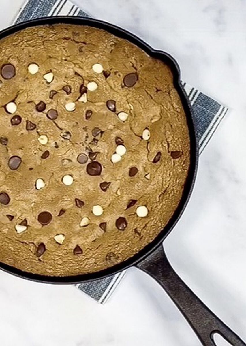 Skillet Chocolate Chip Cookie-1