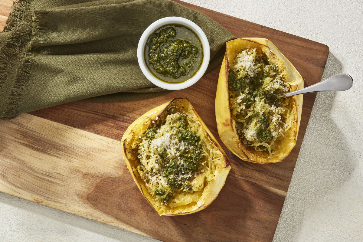 Spaghetti Squash with Pesto and Breadcrumbs-1