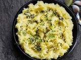 Garlic &amp; Herb Smashed Potatoes-1