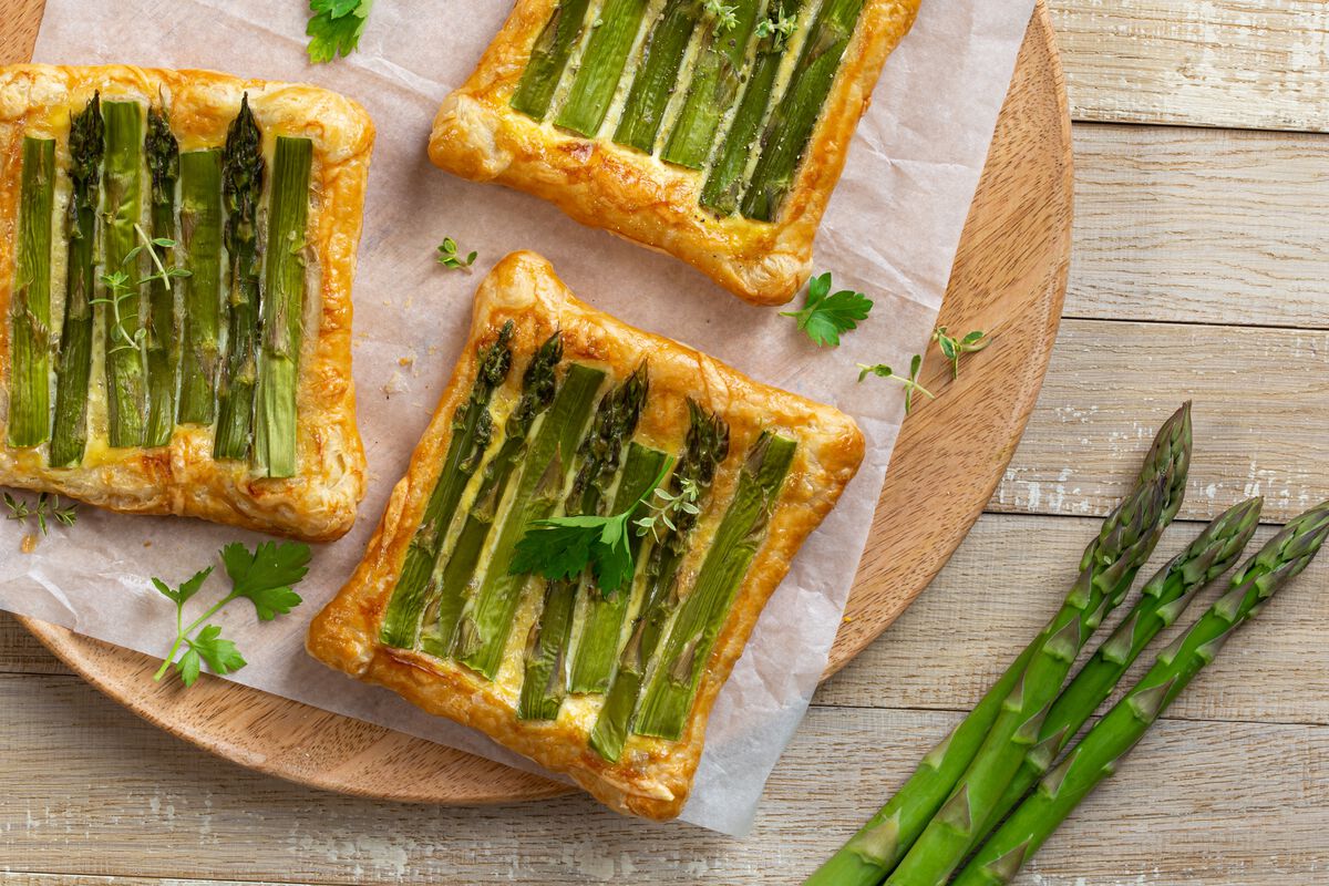 Spring Asparagus Tartlets-1