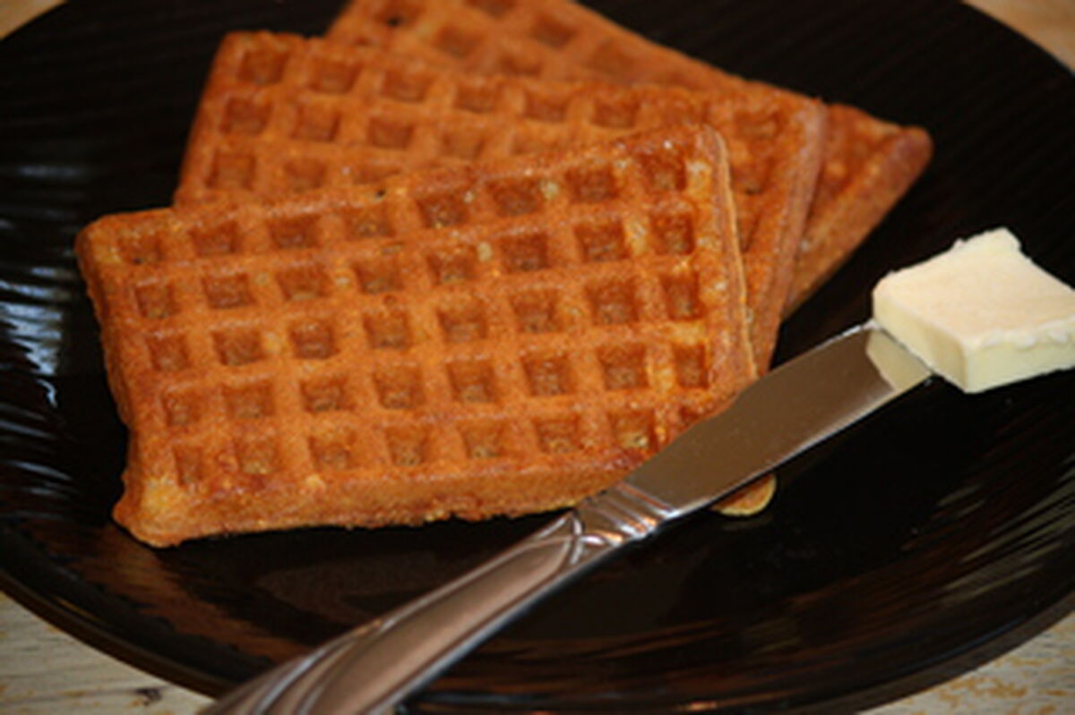 Cornmeal Waffles-1