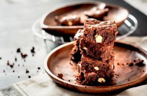 Chocolate Mousse and Almond Brownies