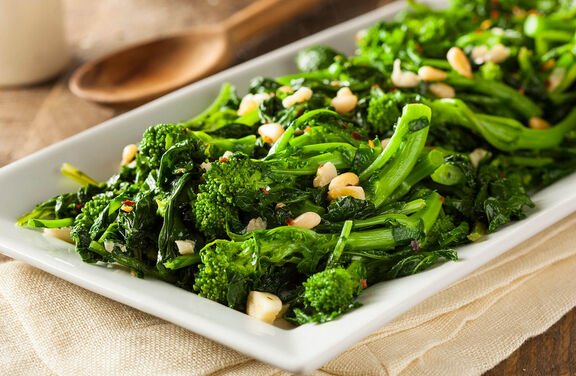 Saut&eacute;ed Broccoli Rabe