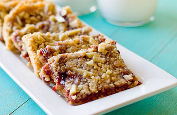 Raspberry Almond Oat Bars