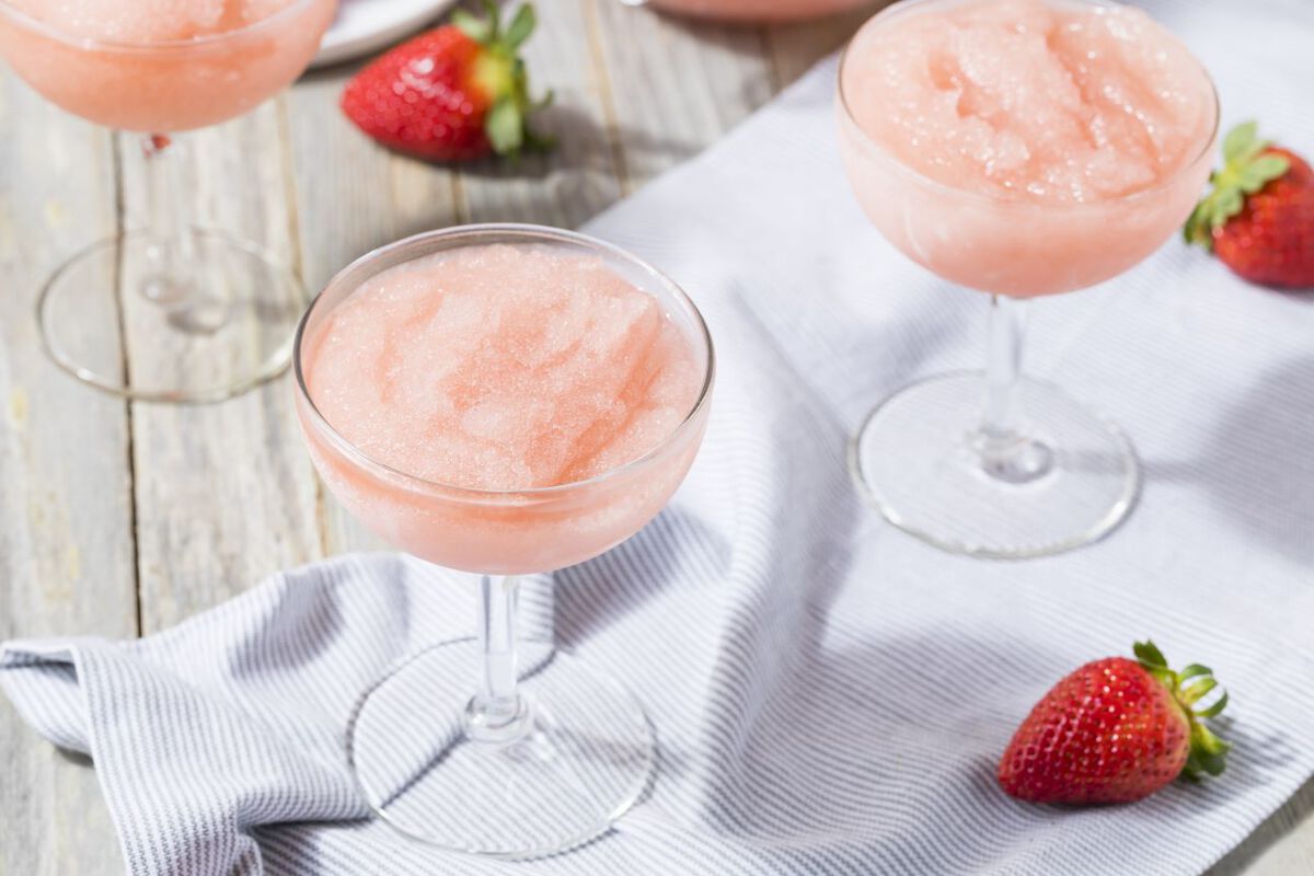 Frosty Frose-1