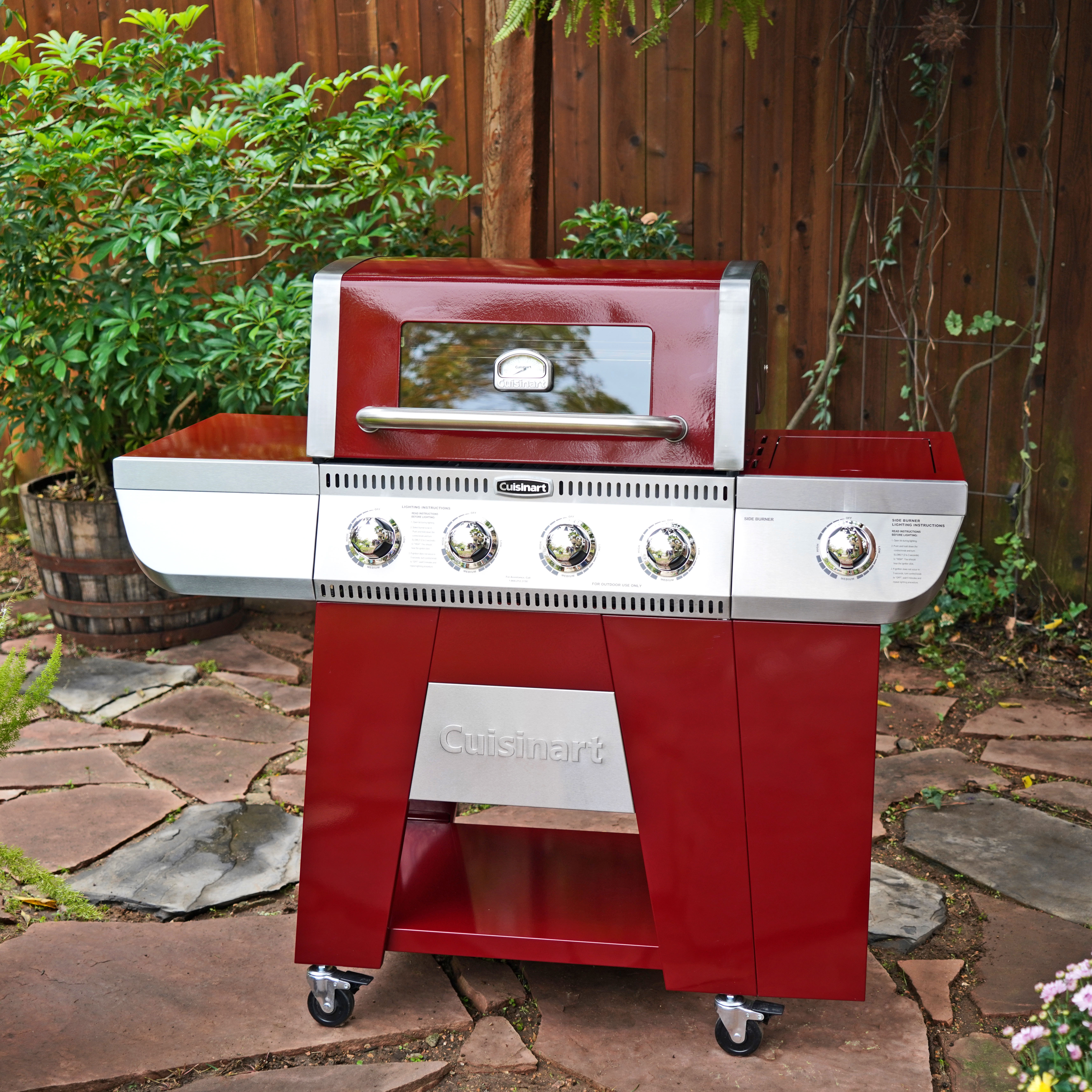 Discontinued Cuisinart Deluxe Four Burner Gas Grill - Dual Fuel Valves